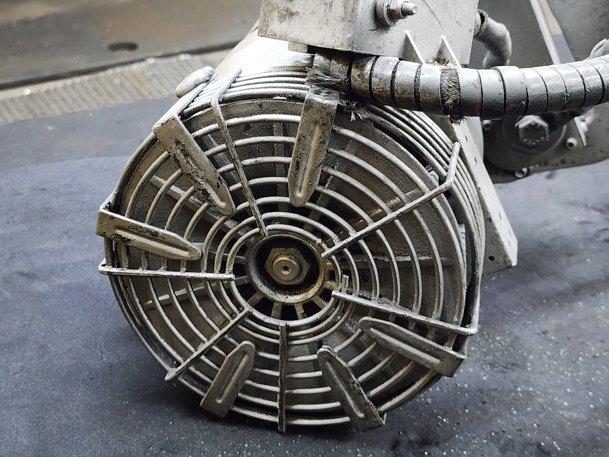 OEM C.E Diesel Engine Niehoff Alternator, Bracket Part # 3055043