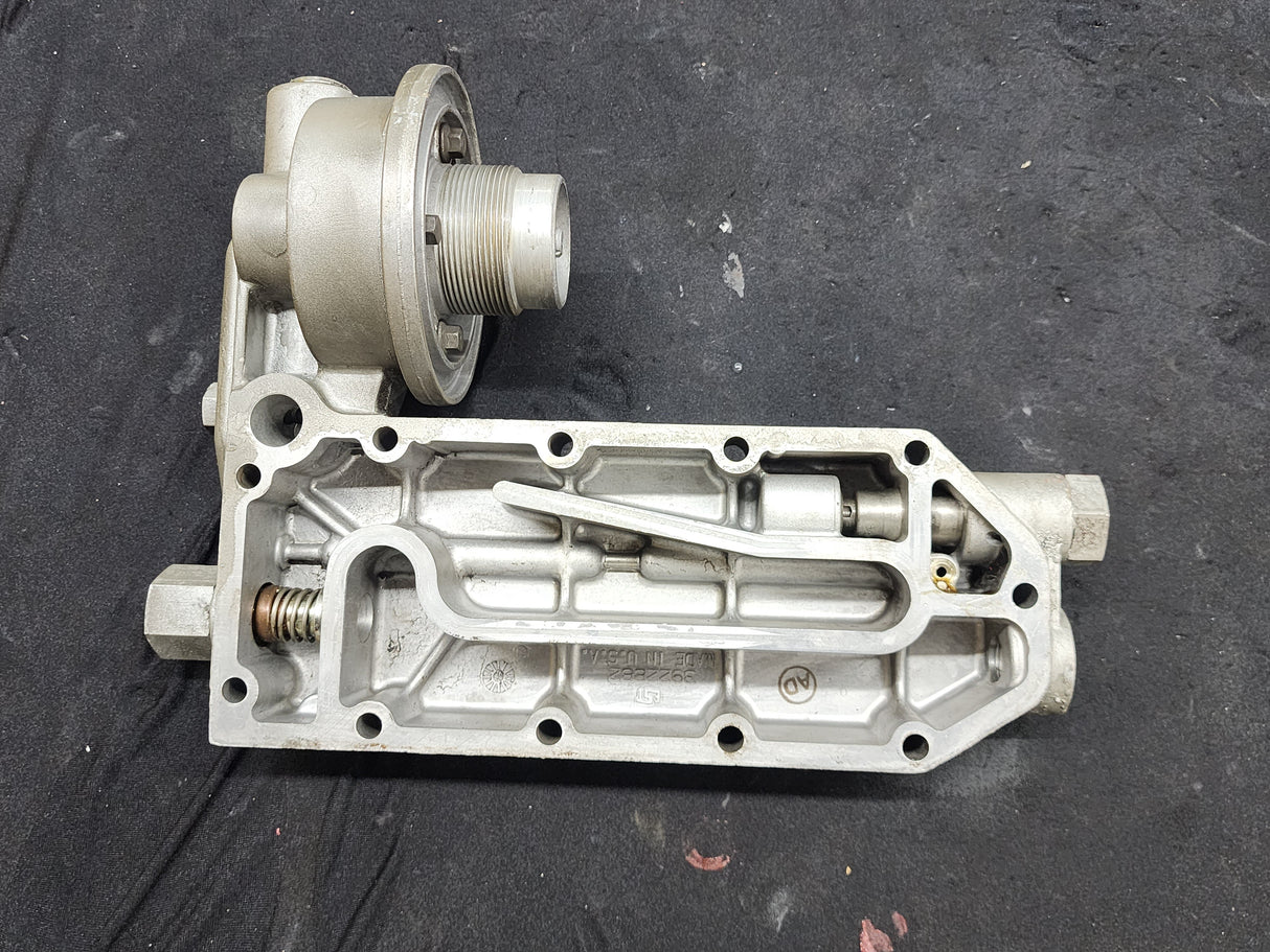 Cummins ISC C8.3 Diesel Engine Oil Filter Base 3922882 For Sale