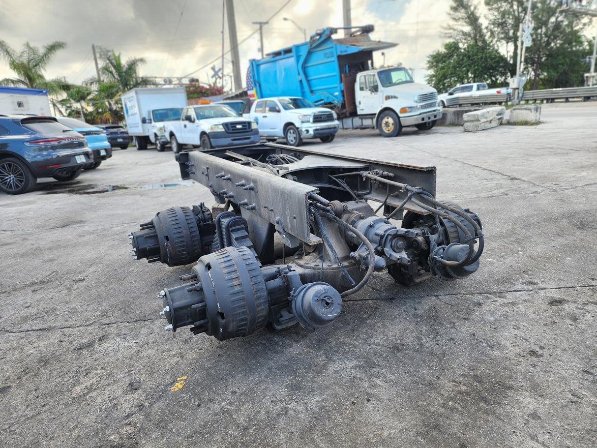 Mack Camelback Tandem Cut Off 11KHA5499 P6, RATIO: 5.02
