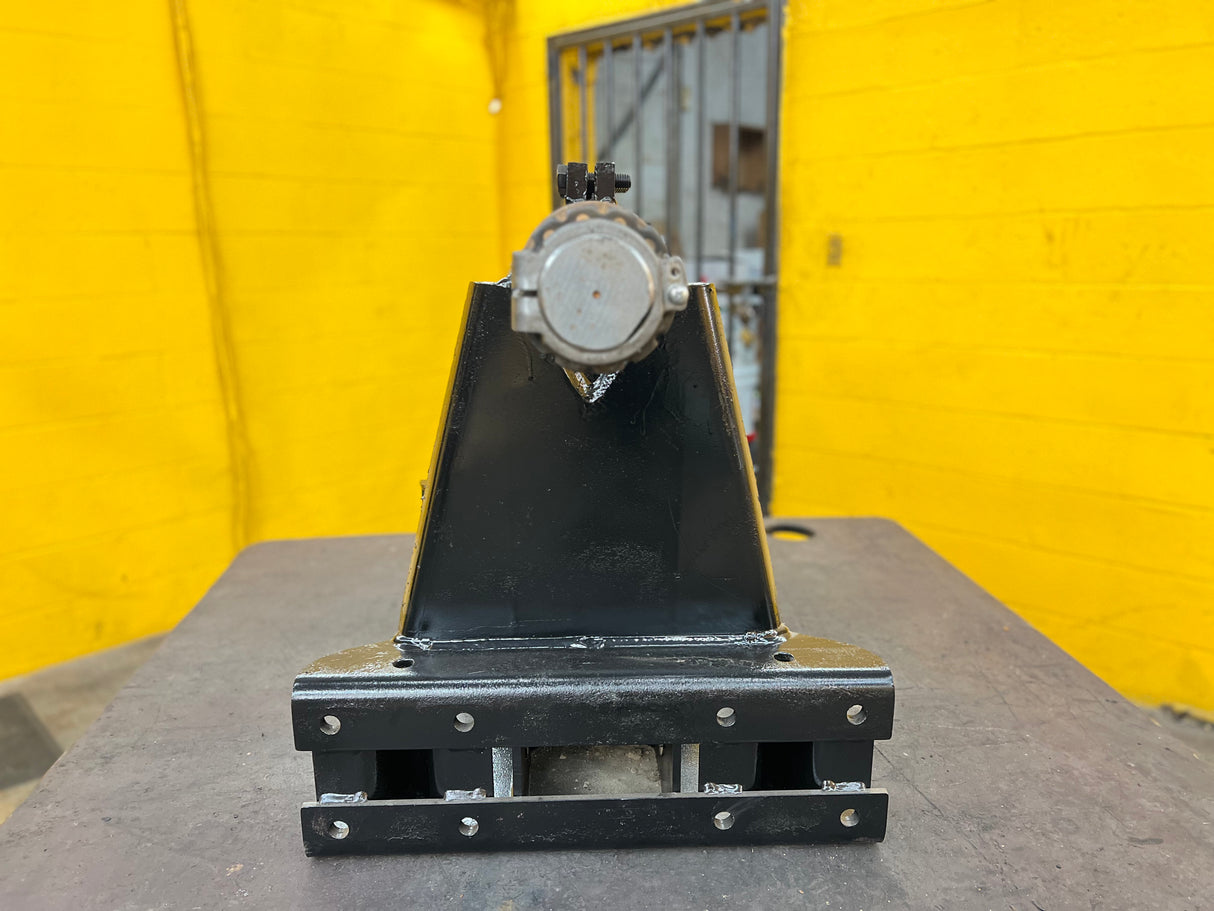 Mack / Volvo Rear Trunnion Stand Tower Assembly 63QF431M-1 For Sale