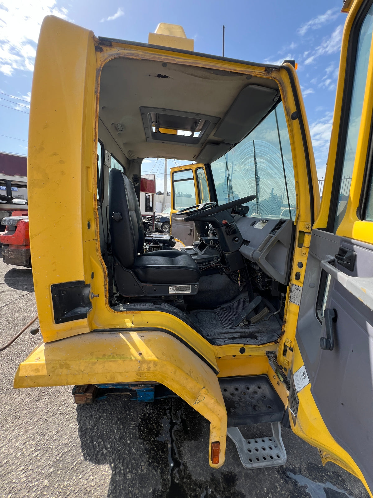 1995 Ford CF8000 Cargo Series CAB Shell For Sale