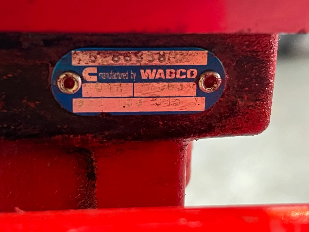 2008 Cummins ISB WABCO Air Compressor Part # 5286958RX w/ Steering Pump Part # 14-14323-001 For Sale