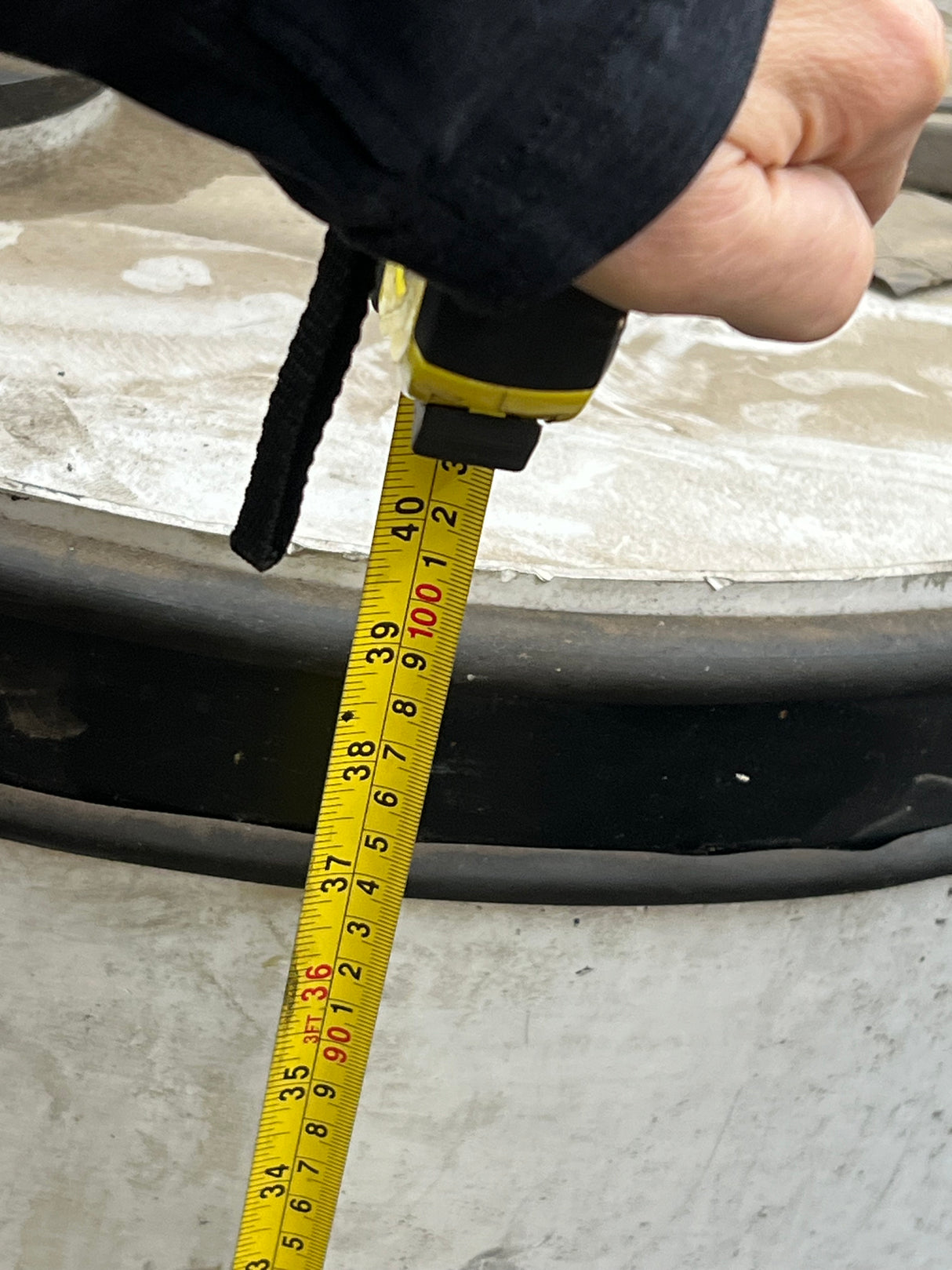 2016 Mack Hydraulic Tank