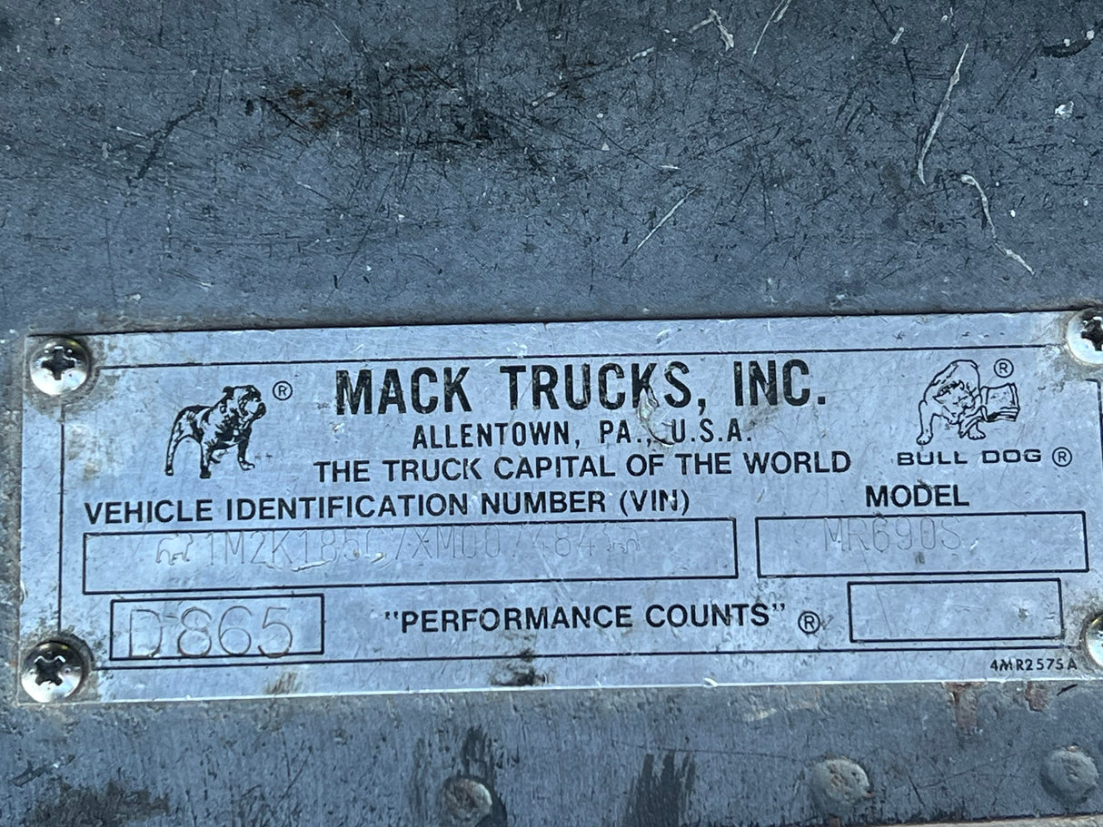 1999 Mack MR690S Forward Low CAB Shell