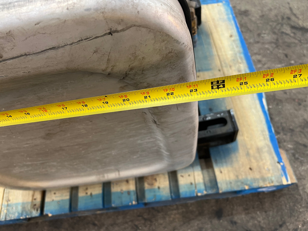 Mack D-Shape Aluminum Fuel Tank Dimensions: 34" L x 23" W x 25" H For Sale