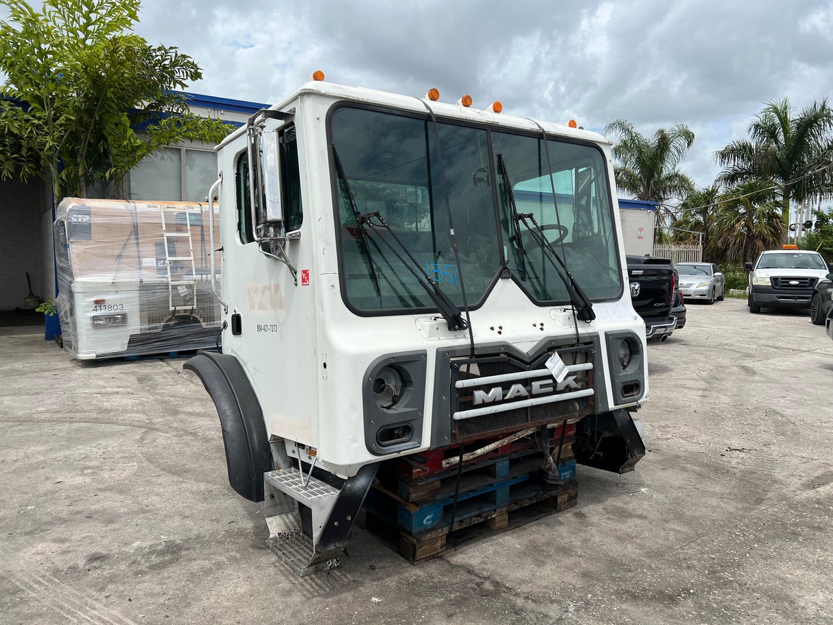 2016 MACK MRU613 Low CAB Forward (LCF) Shell For Sale, 600 Series
