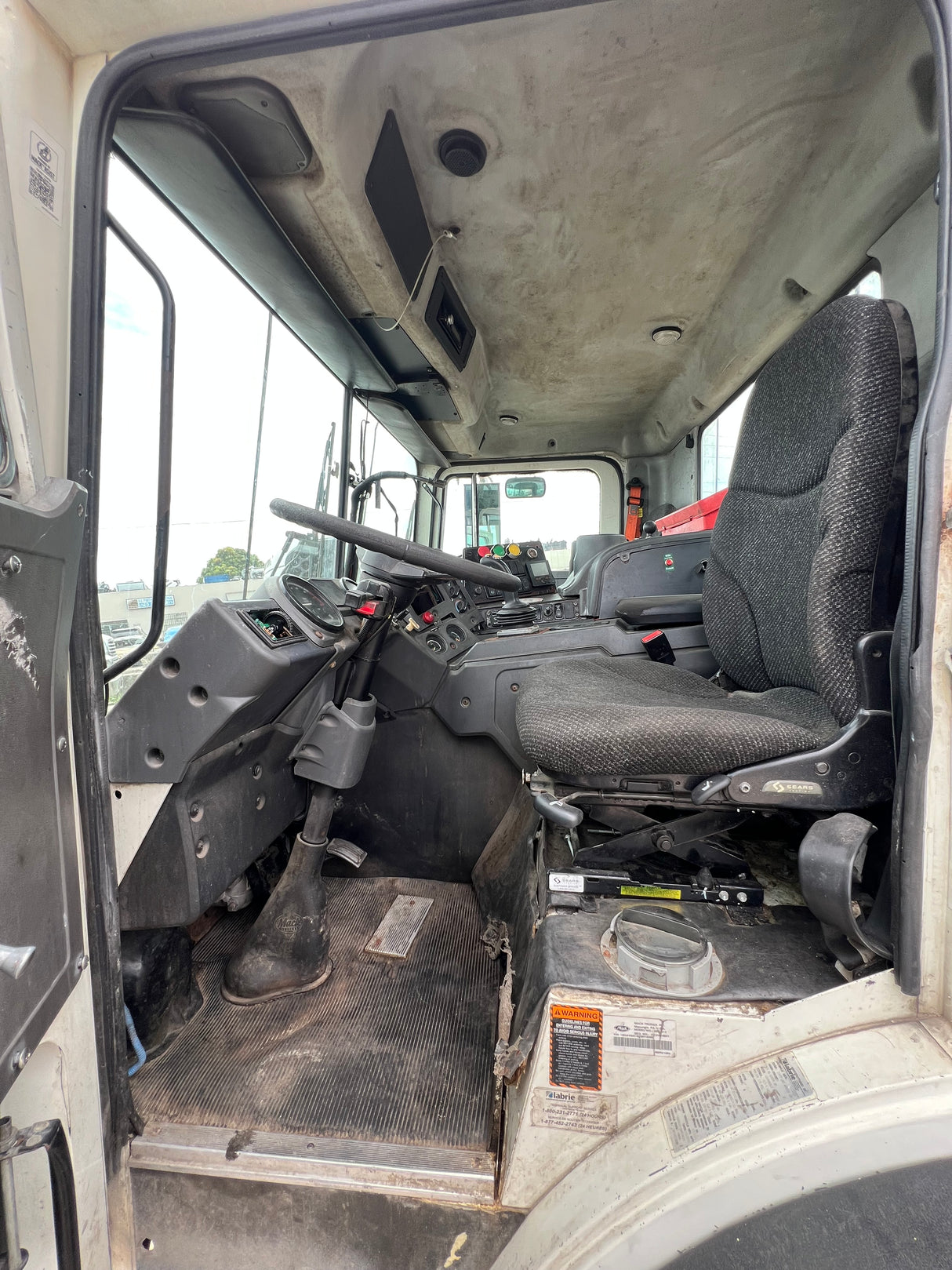 2016 MACK MRU613 Low CAB Forward (LCF) Shell For Sale, 600 Series