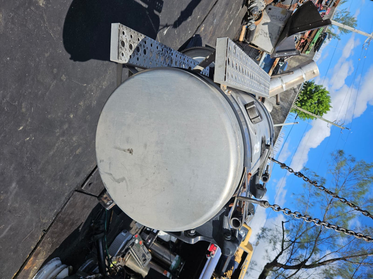 2013 Freightliner Cascadia 113 Fuel Tank, 80 Gallons, 40L x 24 Diameter