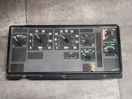 International 2037898R1 Instrument Cluster Dashboard