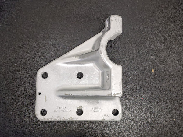 Ford Part E8HT-6A070-AA Rear Motor/Engine Mounts
