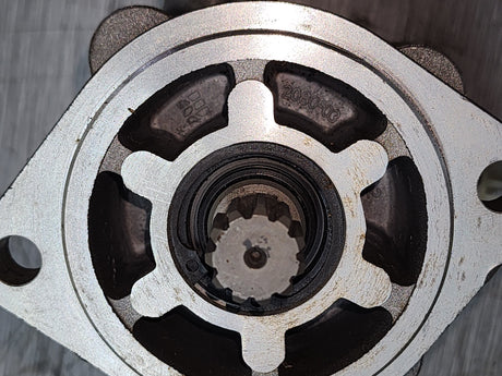 LUK Mack Power Steering Pump 38QC4135M7 For Sale