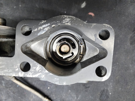 Cummins ISM Diesel Engine Oil Filter Base Housing 3102774 For Sale