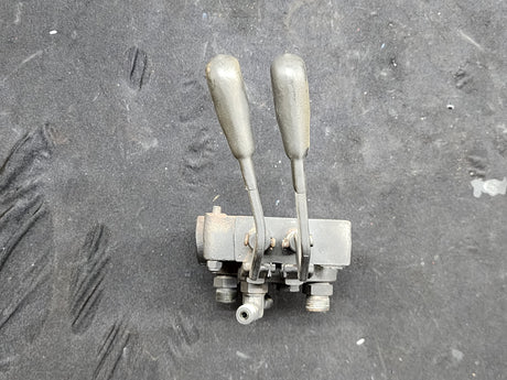 Hydraulic Directional Double Control Valve 060C For Sale
