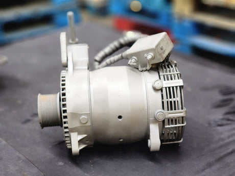 OEM C.E Diesel Engine Niehoff Alternator, Bracket Part # 3055043