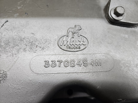 1996 Mack E7 4MR2780 Valve Cover 337GB494M For Sale