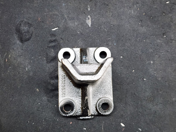 OEM International DT466E Engine Mount 3532953C1 For Sale
