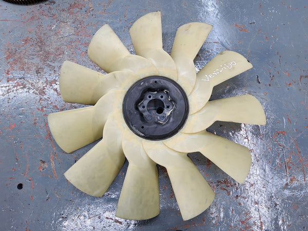 Borg Warner CUMMINS ISX FAN BLADE 20891096, 30 INCHES, 11 BLADES
