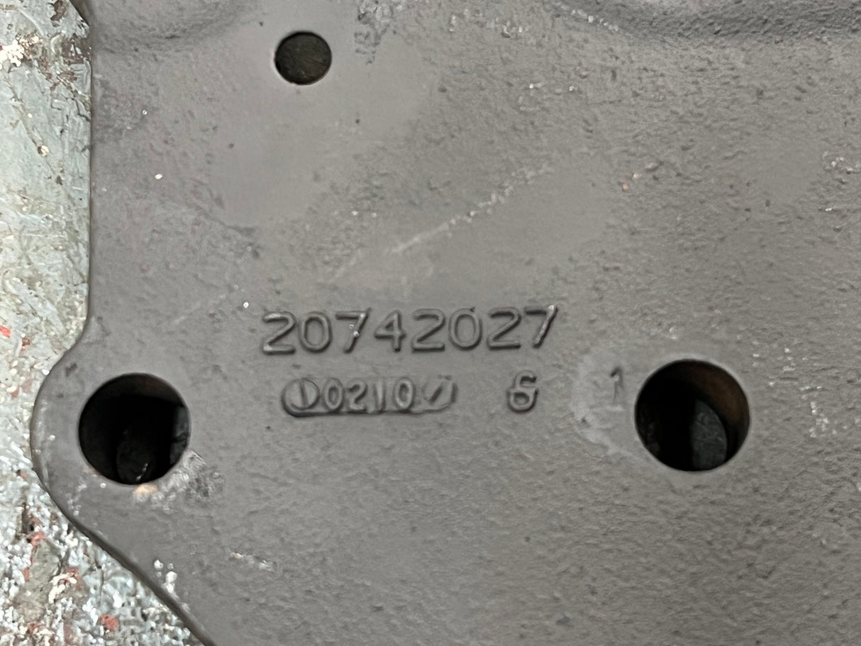 2014 Volvo Diesel Engine Rear Passenger’s Side Mount 20742027 For Sale