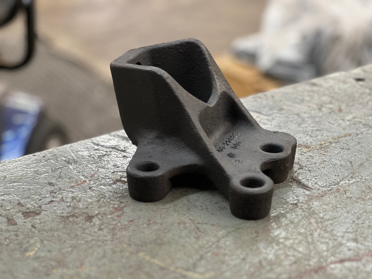 Freightliner OEM Rear Passenger’s Side Upper Engine Support / Flywheel Housing 01-22933-001 For Sale