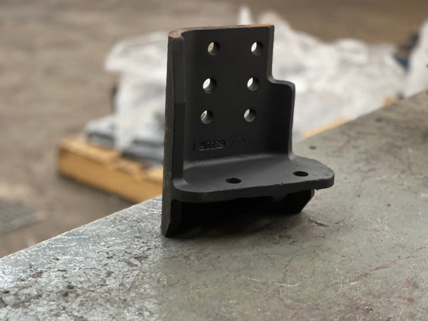 Allison HD4560P Transmission Rear Passenger’s Side Support Bracket 158GB4701A For Sale