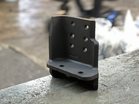 Allison HD4560P Transmission Rear Passenger’s Side Support Bracket 158GB4701A For Sale