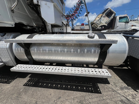 2012 Freightliner Cascadia 125 Cab & Chassis Truck  GLIDER KIT (NO ENGINE NO TRANSMISSION)