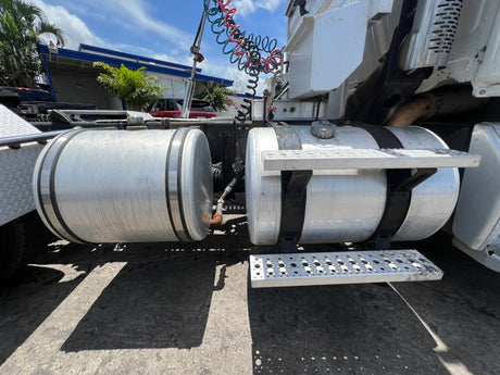 2012 Freightliner Cascadia 125 Cab & Chassis Truck  GLIDER KIT (NO ENGINE NO TRANSMISSION)