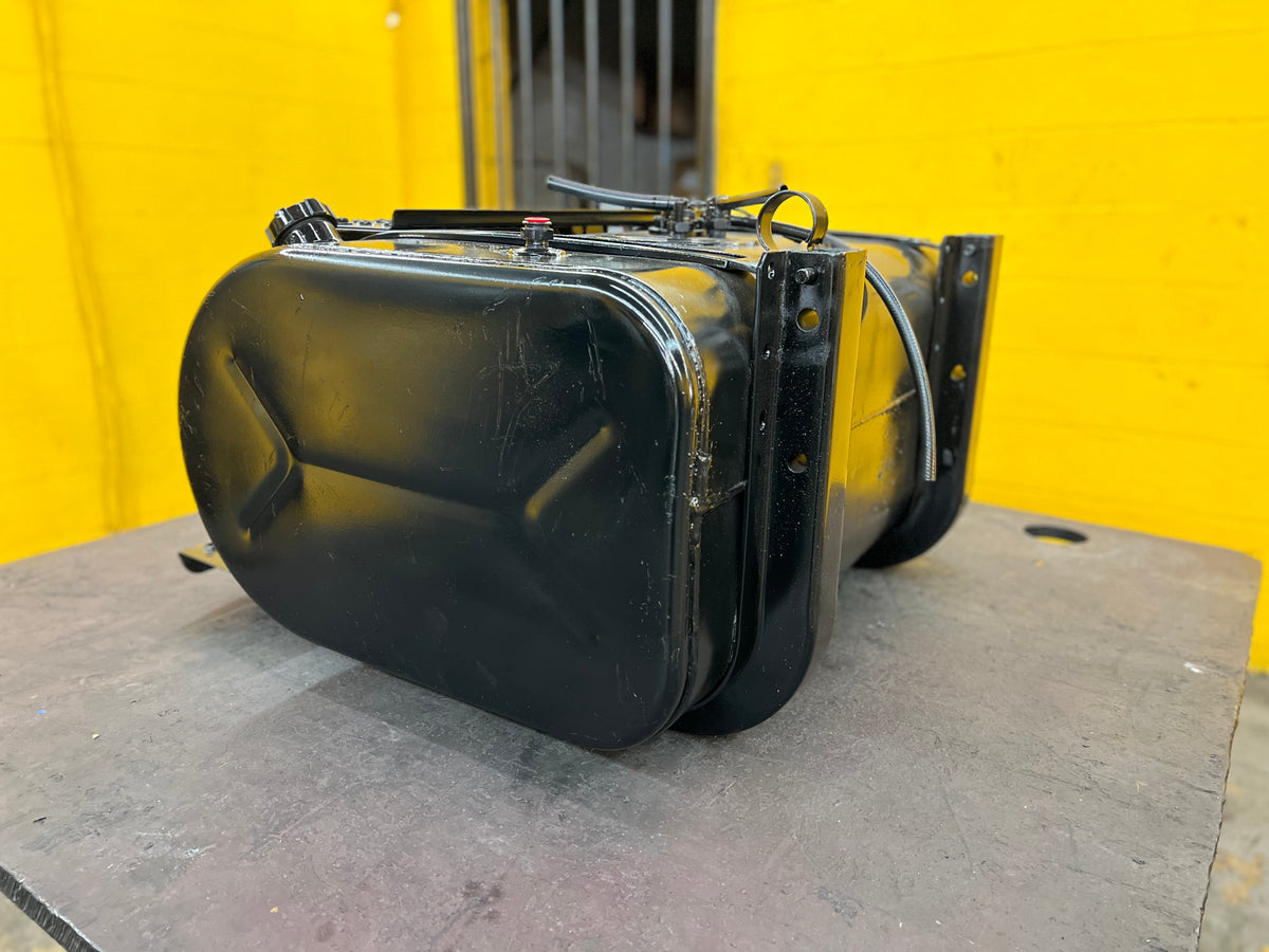 Heavy Duty 50 Gallon D-Shaped Driver's Side Fuel Tank w/ Steps For Sale