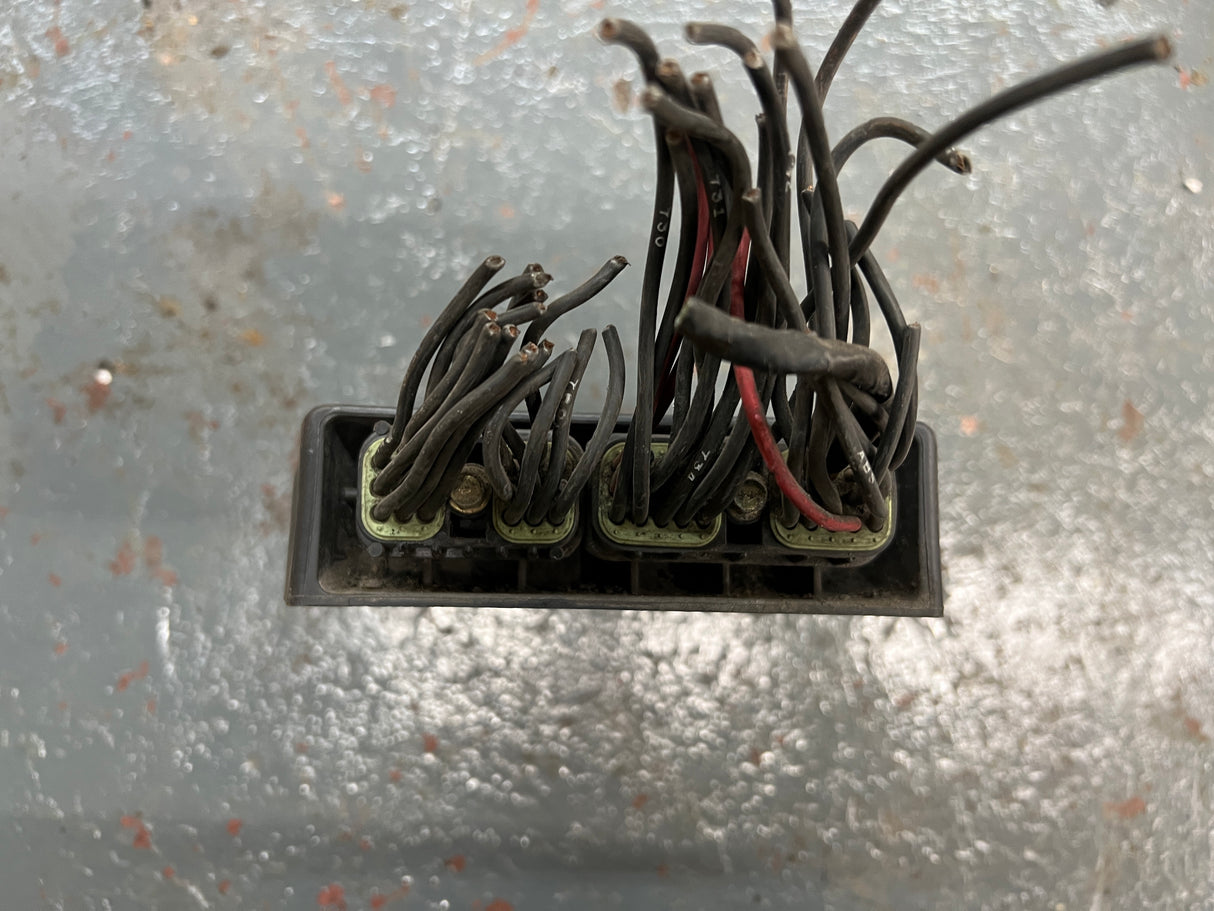 Bendix EC-30 ABS Module 5002767 REV 6 For Sale