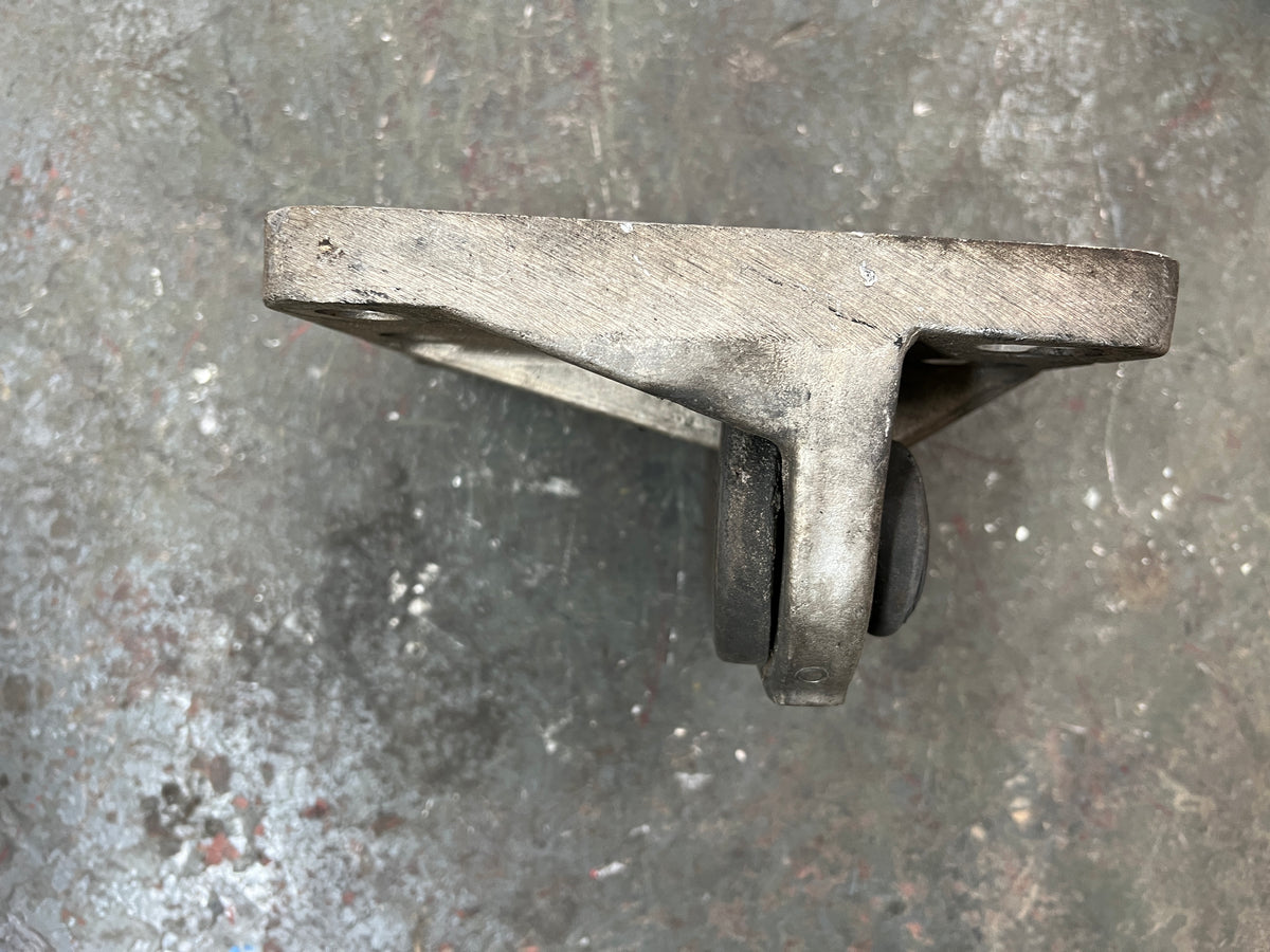 Peterbilt Frame Mount Part # 05-15034M000-E For Sale