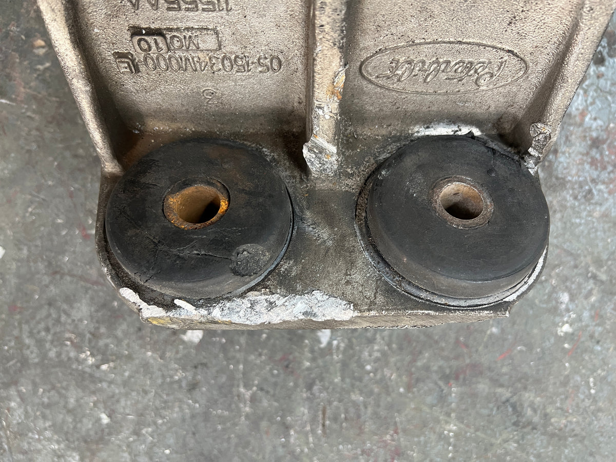 Peterbilt Frame Mount Part # 05-15034M000-E For Sale