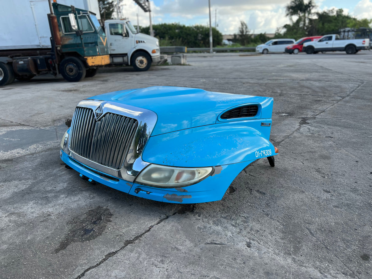 2009 International 4400 SBA HOOD