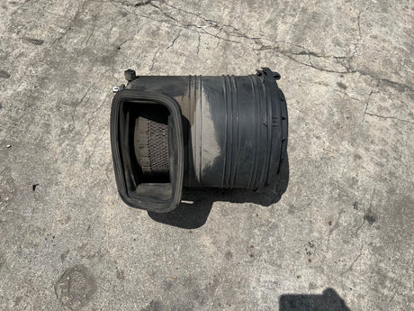 2004 International 4200 SBA - SET-BACK-AXLE Cab