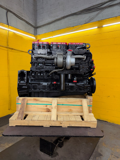 2000 Cummins N14 CELECT PLUS Diesel Engine For Sale with JAKE BRAKES 525HP