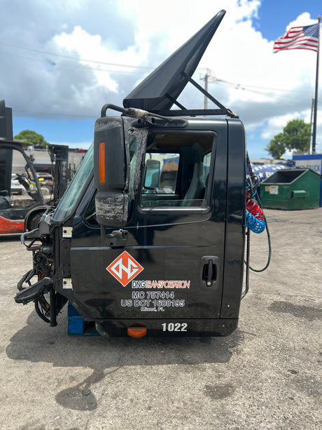 2005 International 8600 SBA-SET BACK-AXLE Cab For Sale