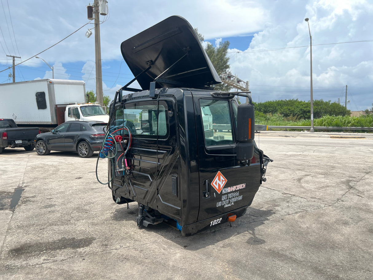 2005 International 8600 SBA-SET BACK-AXLE Cab For Sale