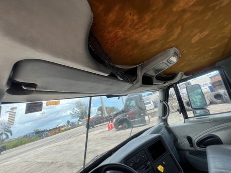 2005 International 8600 SBA-SET BACK-AXLE Cab For Sale
