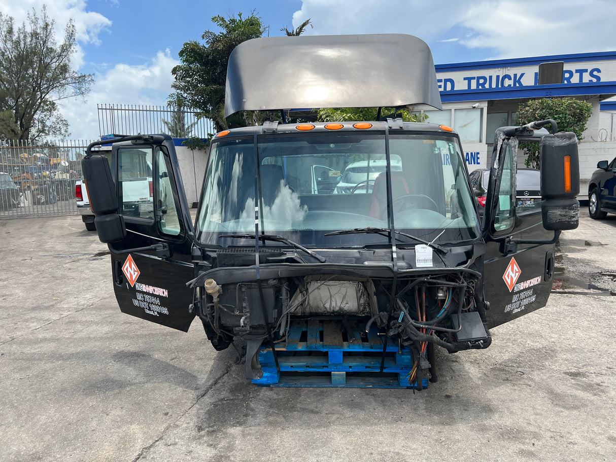 2005 International 8600 SBA-SET BACK-AXLE Cab For Sale