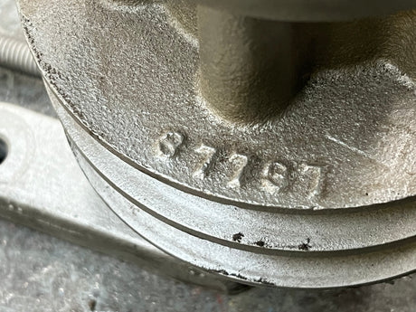 SCHWITZER Viscous Fan Clutch 660 Series P/N 189176, Mounting Base P/N 38513, Pulley P/N 87737