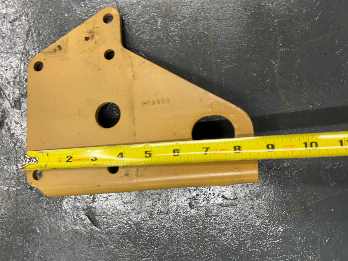 OEM Caterpillar 3126 Engine Bracket 9Y8950