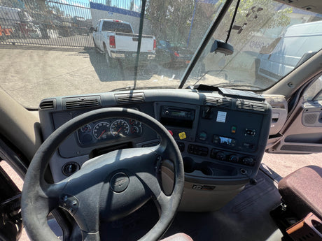 2014 Freightliner Cascadia 113 CAB Shell