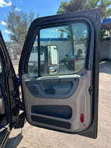 2014 Freightliner Cascadia 113 CAB Shell