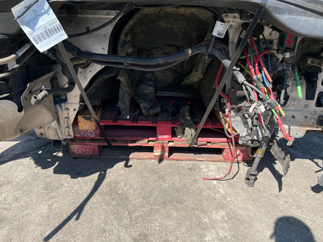 2014 Freightliner Cascadia 113 CAB Shell