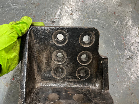 Mack Diesel Engine Mount 158GB5175M
