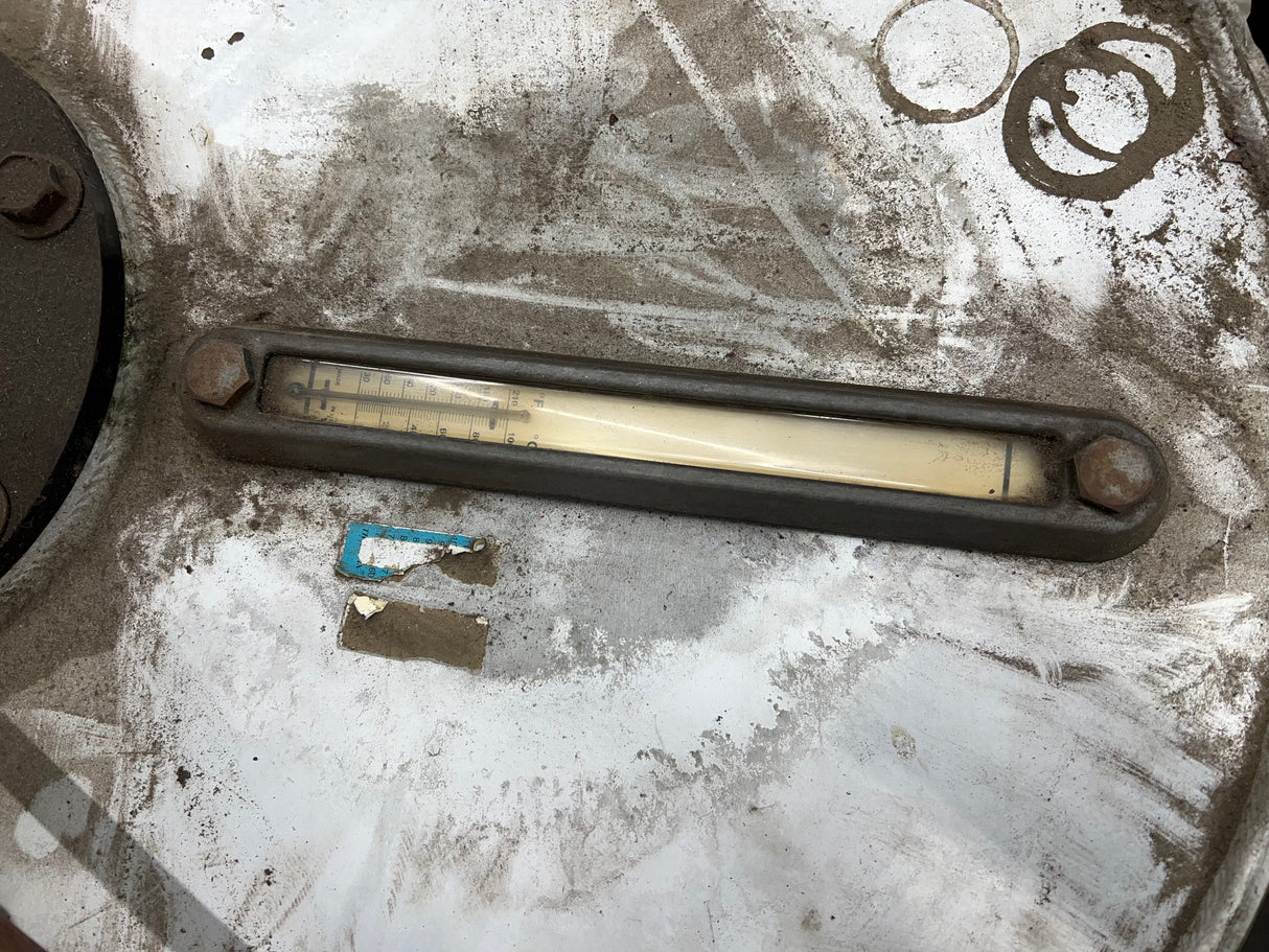 2016 Mack Hydraulic Tank