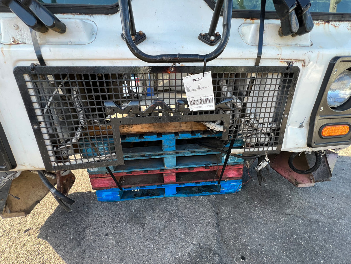 1999 Mack MR690S Forward Low CAB Shell