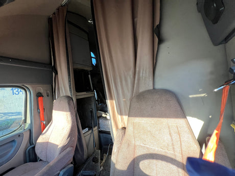 2016 Freightliner Cascadia 125 High Roof Sleeper CAB Shell