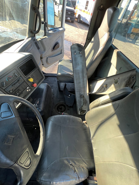 2004 International 8600 CAB For Sale