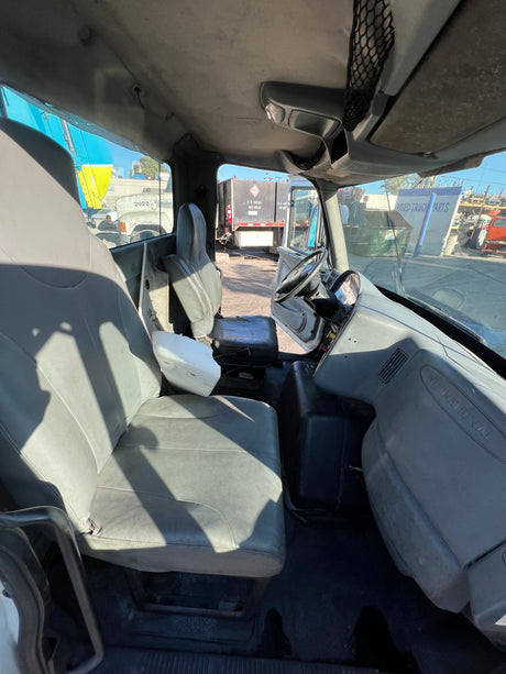 2004 International 8600 CAB For Sale