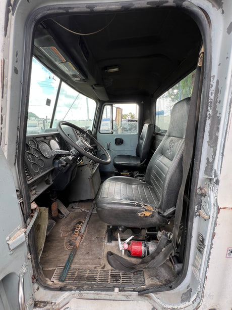 1995 Mack CH613 Conventional CAB Shell For Sale